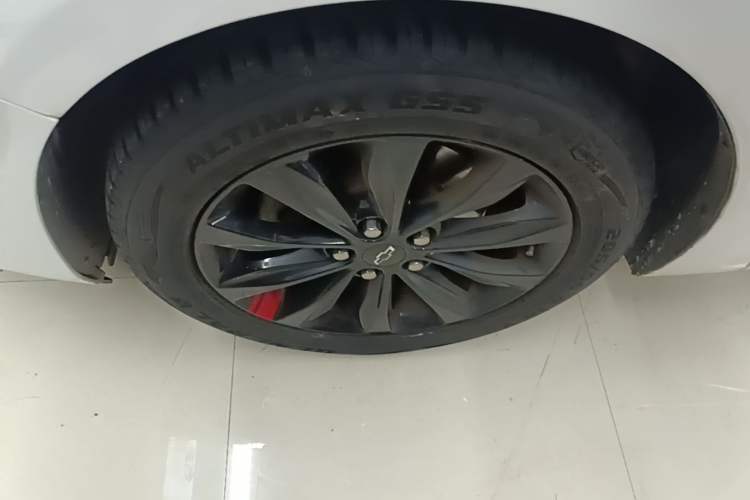 Used Chevrolet Monza 2019 Redline 320T Dual-Clutch Sporty Version China VI Standard Left Front Wheel Hub