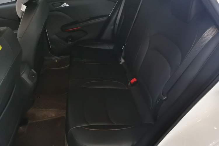 Used Chevrolet Monza 2019 RS 330T Automatic Comfort Edition China VI Standard Left Rear Seat