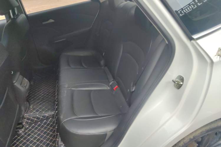 Used Chevrolet Monza 2019 Redline 320T Dual-Clutch Sporty Version China VI Standard Left Rear Seat