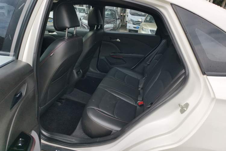 Used Chevrolet Monza 2019 RS 330T Automatic Comfort Edition China VI Standard Left Rear Seat