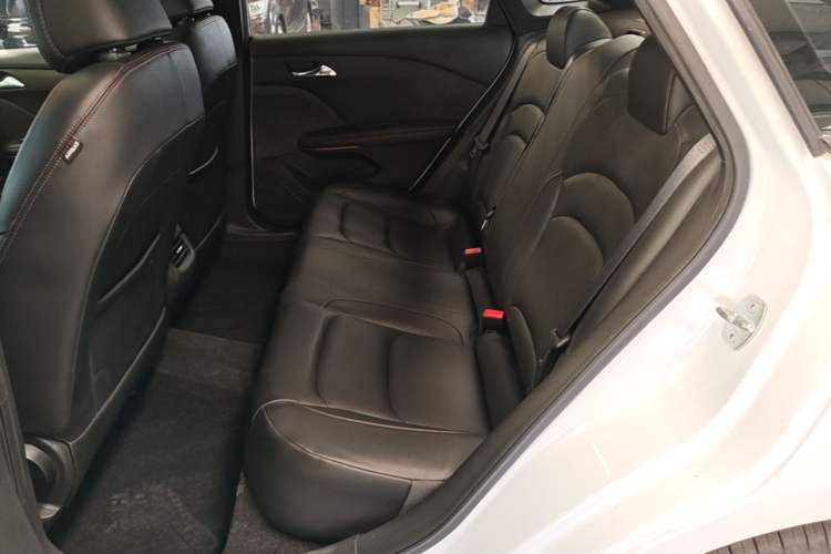 Used Chevrolet Monza 2019 RS 330T Automatic Comfort Edition China VI Standard Left Rear Seat