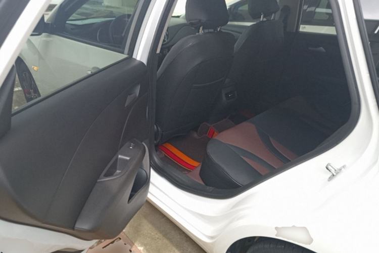 Used Chevrolet Monza 2019 Redline 320T Dual-Clutch Joyful Edition China VI Standard Left Rear Seat