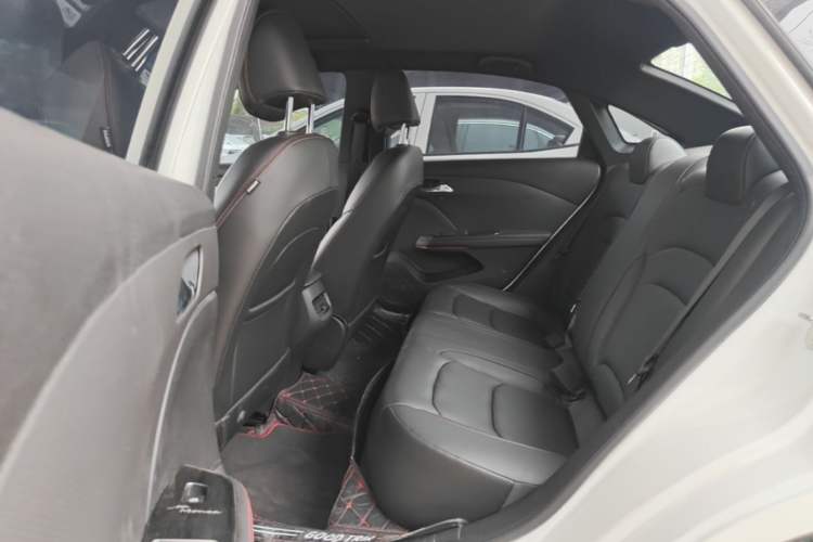 Used Chevrolet Monza 2019 RS 330T Automatic Comfort Edition China VI Standard Left Rear Seat