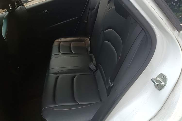 Used Chevrolet Monza 2019 RS 330T Automatic Comfort Edition China VI Standard Left Rear Seat