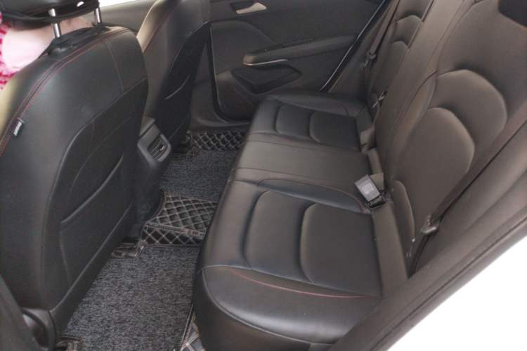 Used Chevrolet Monza 2019 Redline 320T Dual-Clutch Sporty Version China VI Standard Left Rear Seat