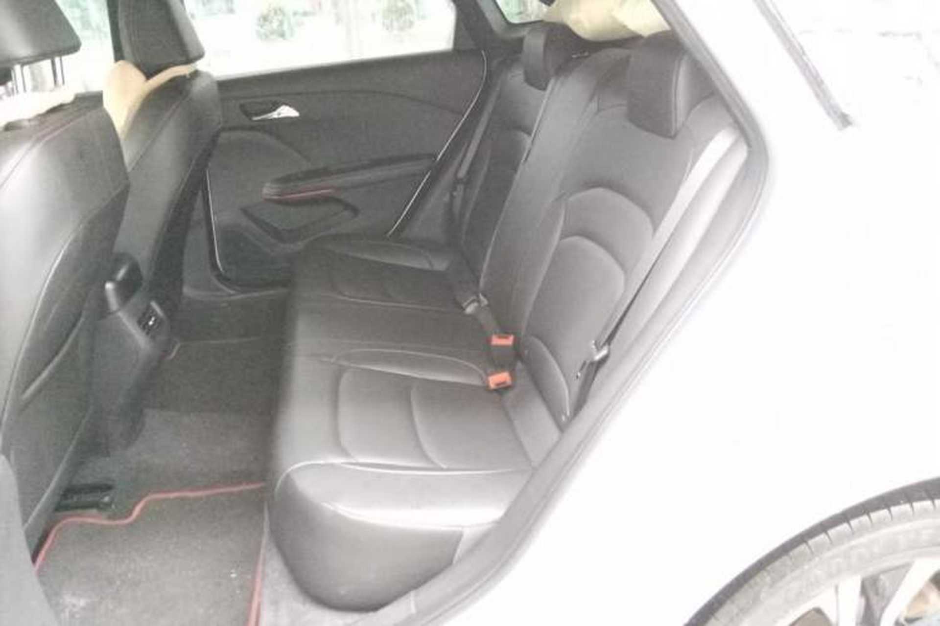 Used Chevrolet Monza 2019 RS 330T Automatic Comfort Edition China VI Standard Left Rear Seat