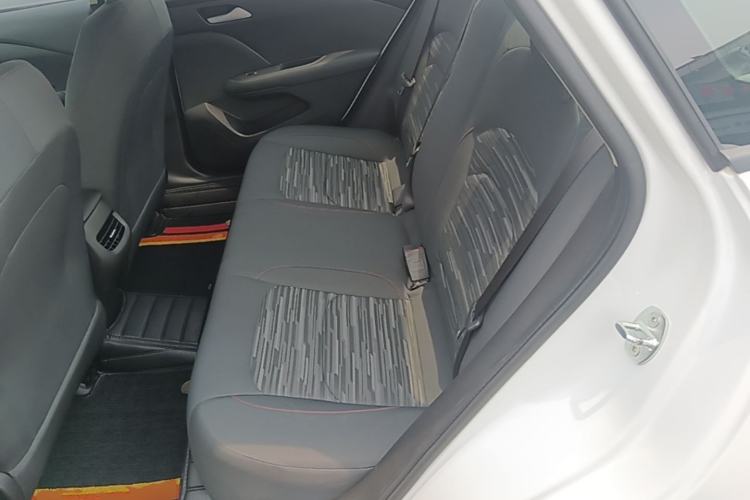 Used Chevrolet Monza 2019 Redline 320T Dual-Clutch Joyful Edition China VI Standard Left Rear Seat
