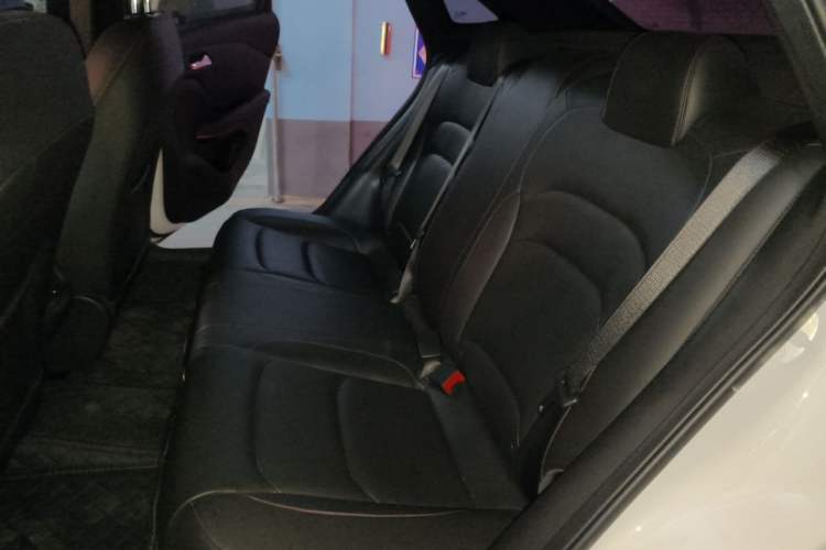 Used Chevrolet Monza 2019 RS 330T Automatic Comfort Edition China VI Standard Left Rear Seat