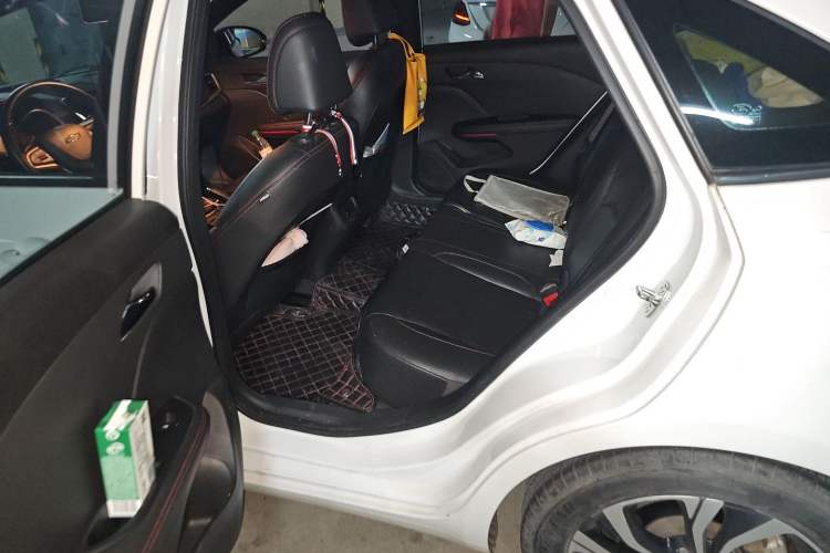 Used Chevrolet Monza 2019 RS 330T Automatic Comfort Edition China VI Standard Left Rear Seat