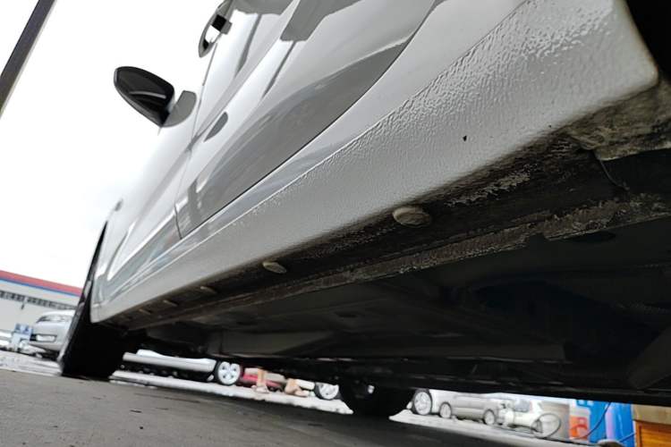 Used Chevrolet Monza 2019 Redline 320T Dual-Clutch Sporty Version China VI Standard Left Side Sill