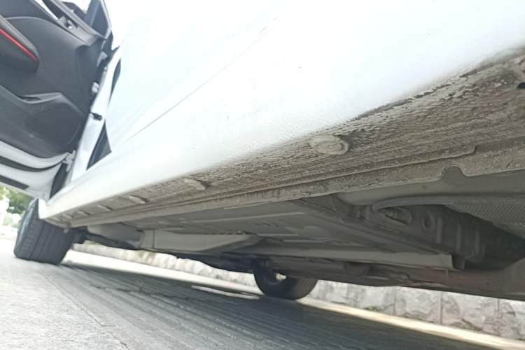 Used Chevrolet Monza 2019 RS 330T Automatic Comfort Edition China VI Standard Left Side Sill