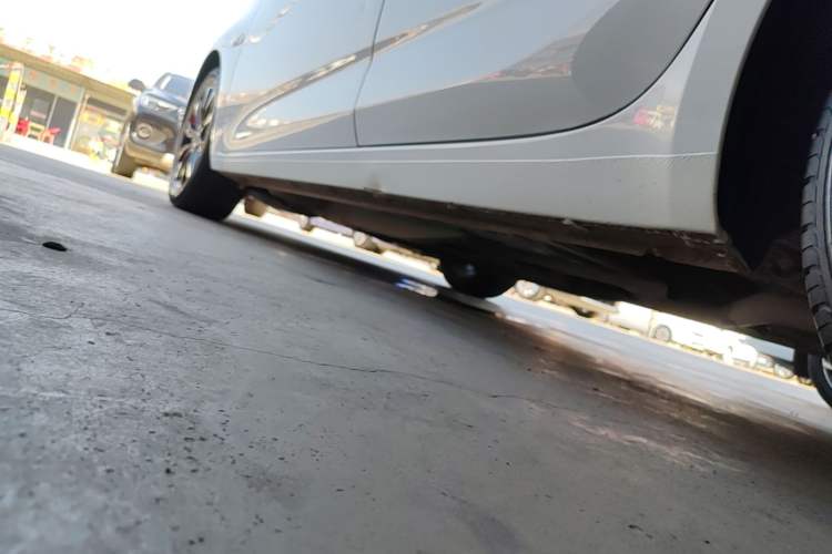 Used Chevrolet Monza 2019 Redline 320T Dual-Clutch Joyful Edition China VI Standard Left Side Sill