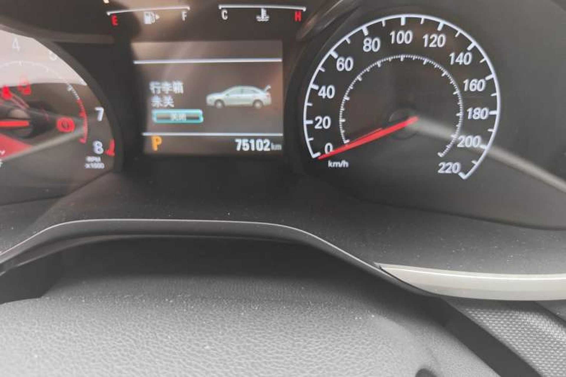 Used Chevrolet Monza 2019 Redline 320T Dual-Clutch Joyful Edition China VI Standard Odometer Close Up