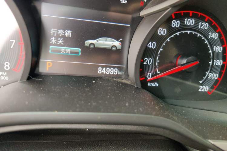 Used Chevrolet Monza 2019 RS 330T Automatic Comfort Edition China VI Standard Odometer Close Up