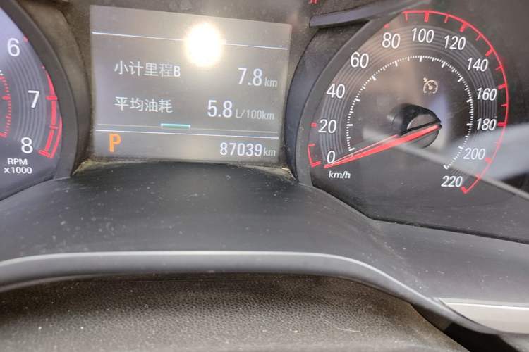 Used Chevrolet Monza 2019 RS 330T Automatic Comfort Edition China VI Standard Odometer Close Up