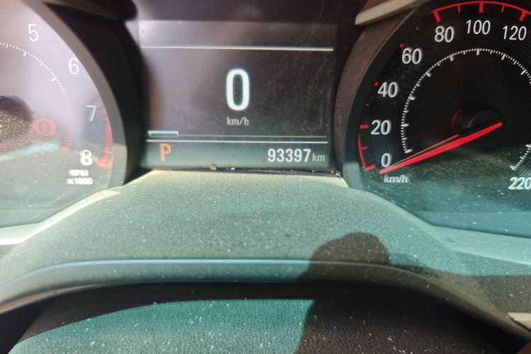 Used Chevrolet Monza 2019 RS 330T Automatic Comfort Edition China VI Standard Odometer Close Up