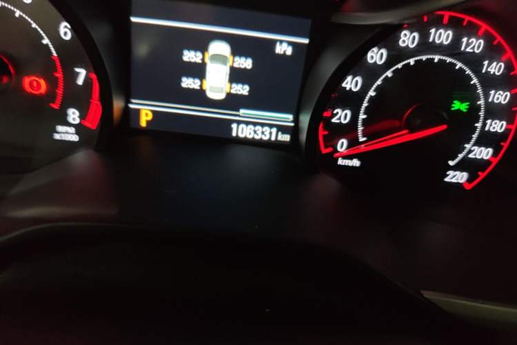Used Chevrolet Monza 2019 RS 330T Automatic Comfort Edition China VI Standard Odometer Close Up