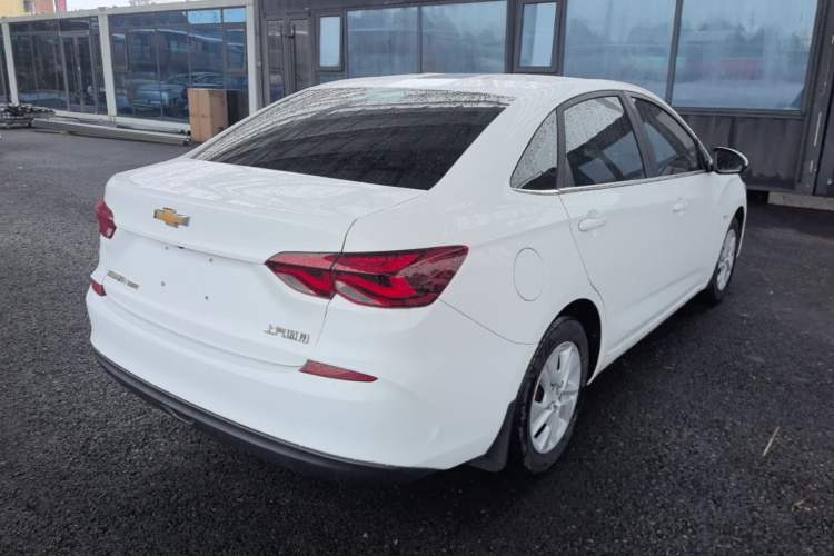 Used Chevrolet Monza 2019 320T Manual Xinxin Edition China VI Rear Right 45 Deg