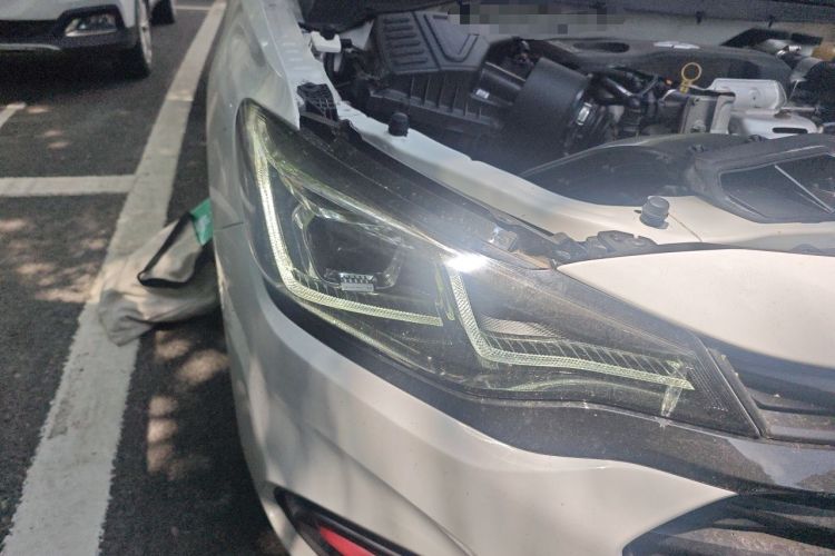 Used Chevrolet Monza 2019 Redline 320T Dual-Clutch Sporty Version China VI Standard Right Front Headlight