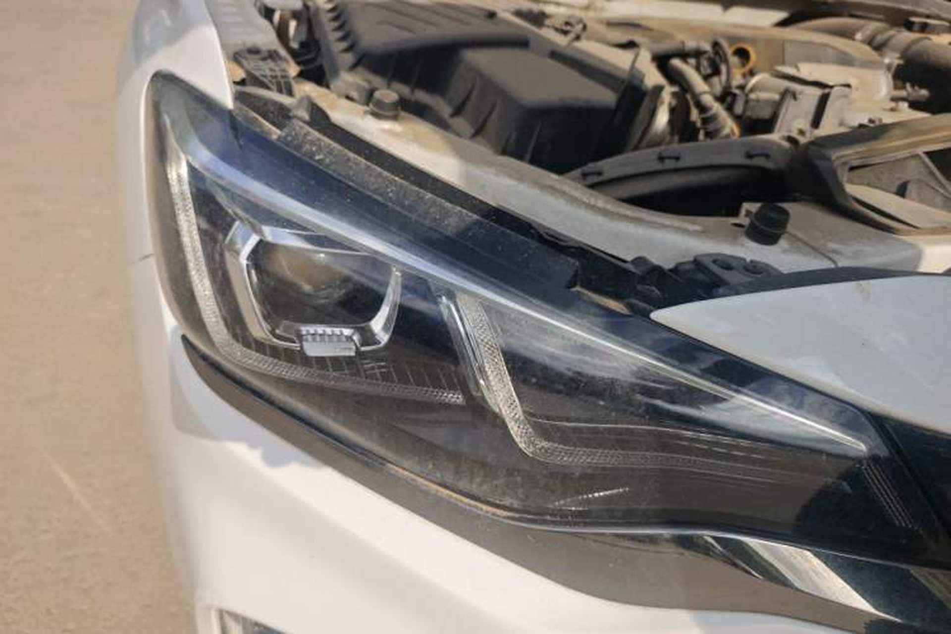 Used Chevrolet Monza 2019 RS 330T Automatic Comfort Edition China VI Standard Right Front Headlight