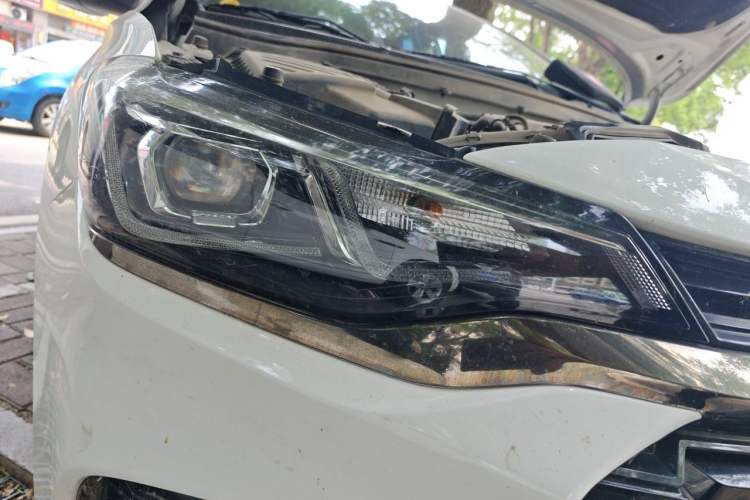 Used Chevrolet Monza 2019 RS 330T Automatic Comfort Edition China VI Standard Right Front Headlight