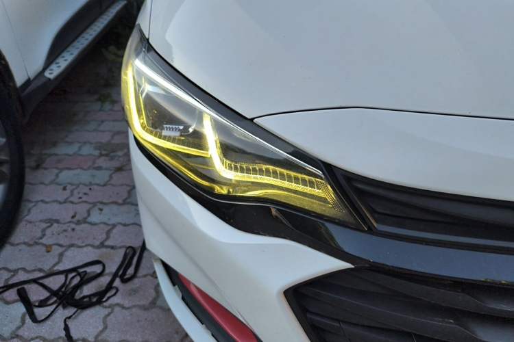 Used Chevrolet Monza 2019 Redline 320T Dual-Clutch Joyful Edition China VI Standard Right Front Headlight