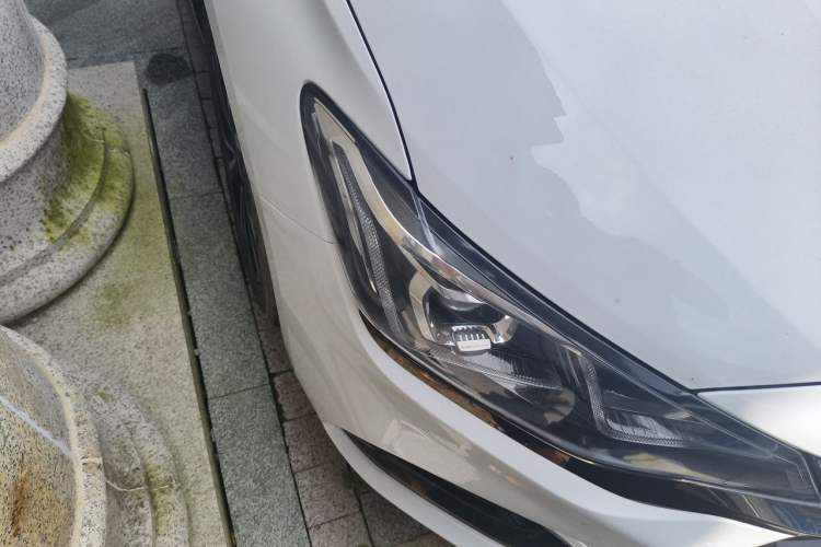 Used Chevrolet Monza 2019 RS 330T Automatic Comfort Edition China VI Standard Right Front Headlight