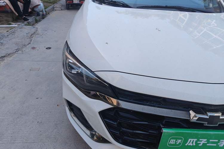 Used Chevrolet Monza 2019 RS 330T Automatic Comfort Edition China VI Standard Right Front Headlight