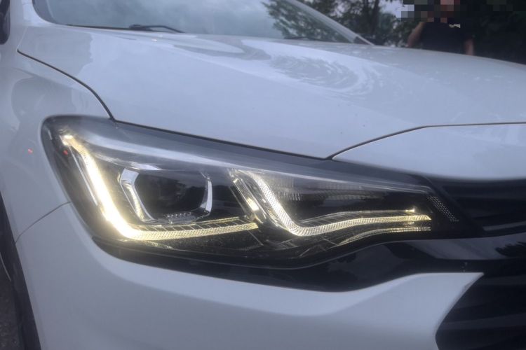 Used Chevrolet Monza 2019 Redline 320T Dual-Clutch Sporty Version China VI Standard Right Front Headlight