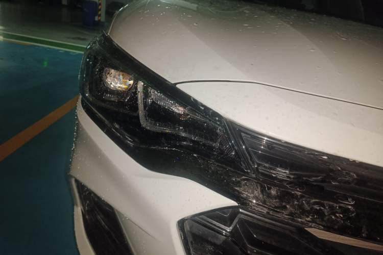 Used Chevrolet Monza 2019 RS 330T Automatic Comfort Edition China VI Standard Right Front Headlight