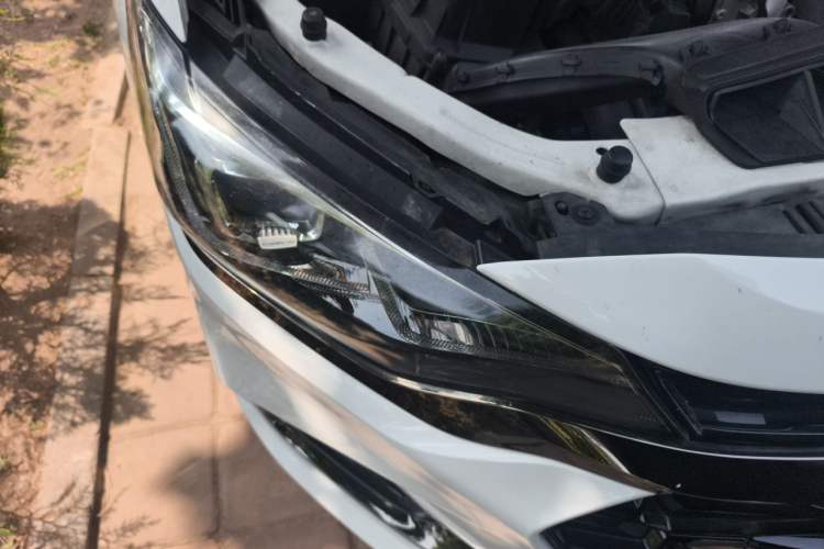 Used Chevrolet Monza 2019 RS 330T Automatic Comfort Edition China VI Standard Right Front Headlight