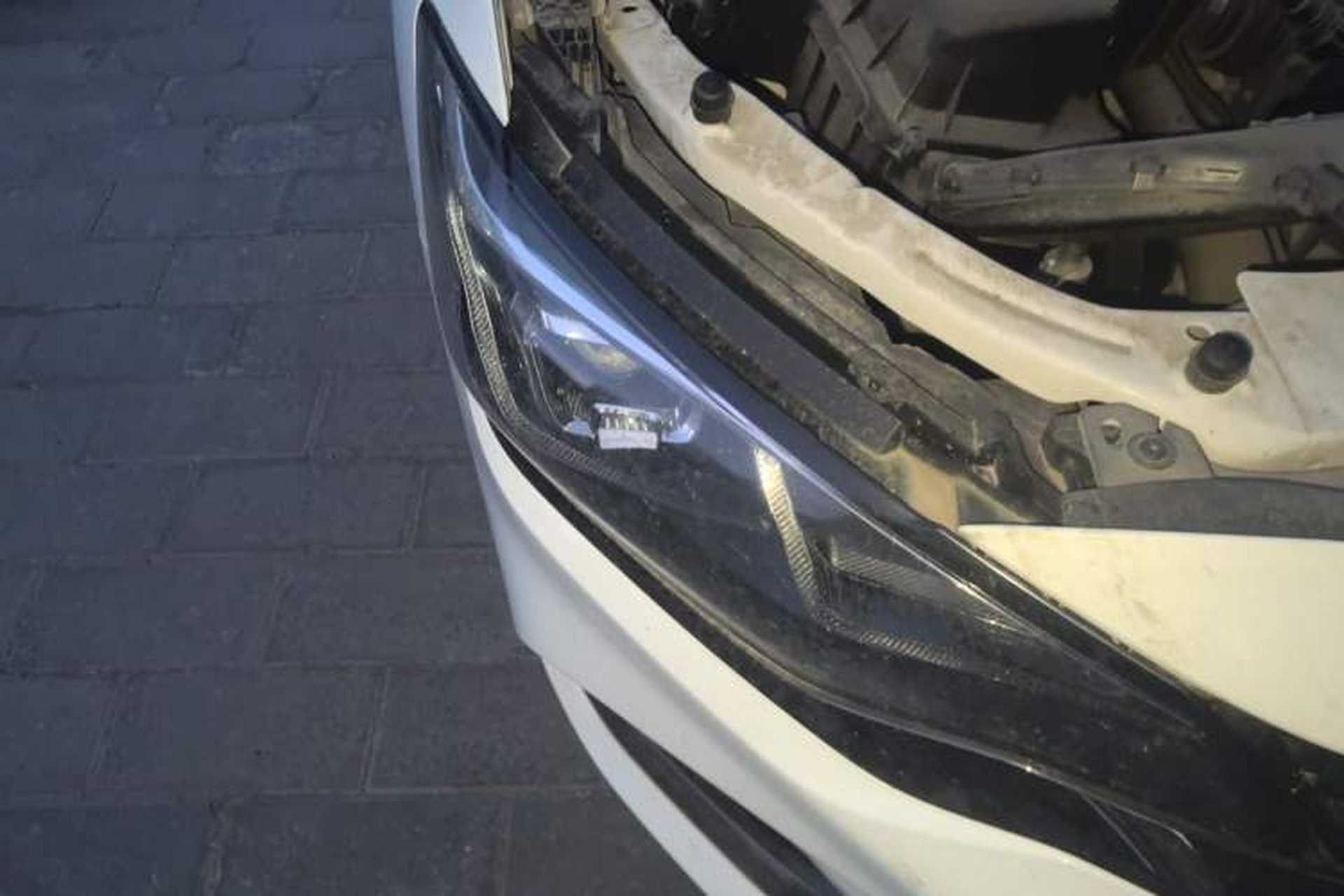 Used Chevrolet Monza 2019 RS 330T Automatic Comfort Edition China VI Standard Right Front Headlight