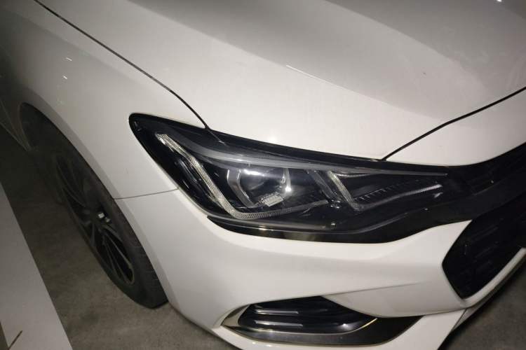 Used Chevrolet Monza 2019 RS 330T Automatic Comfort Edition China VI Standard Right Front Headlight