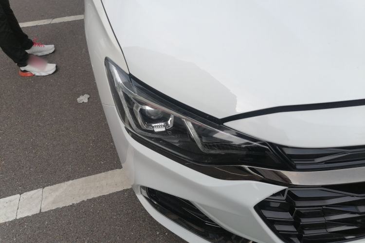 Used Chevrolet Monza 2019 RS 330T Automatic Comfort Edition China VI Standard Right Front Headlight