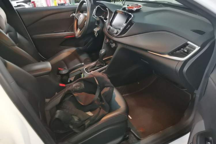 Used Chevrolet Monza 2019 RS 330T Automatic Comfort Edition China VI Standard Right Front Seat