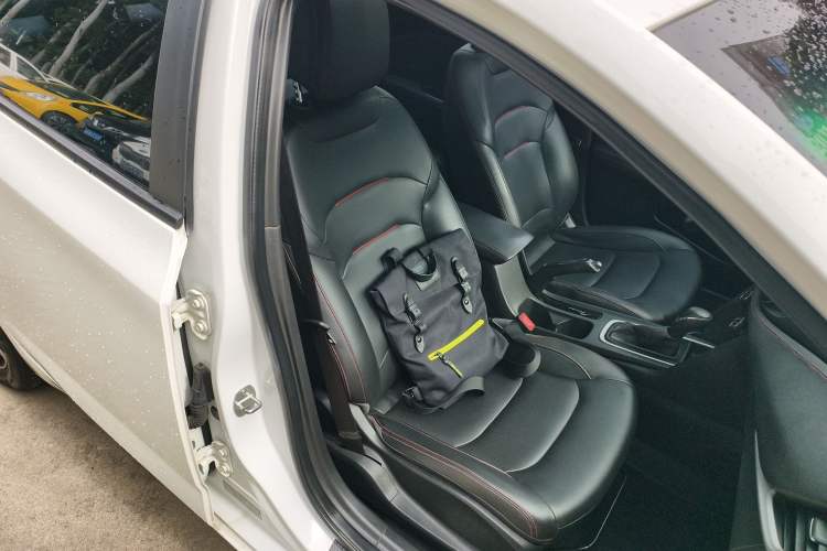 Used Chevrolet Monza 2019 RS 330T Automatic Comfort Edition China VI Standard Right Front Seat