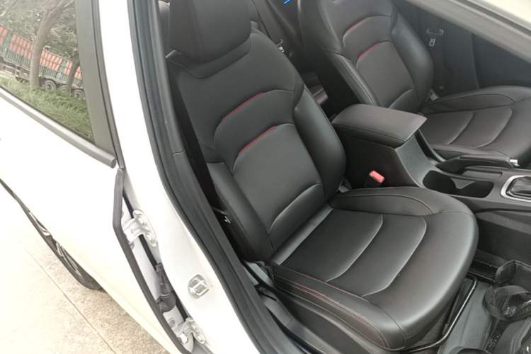 Used Chevrolet Monza 2019 RS 330T Automatic Comfort Edition China VI Standard Right Front Seat
