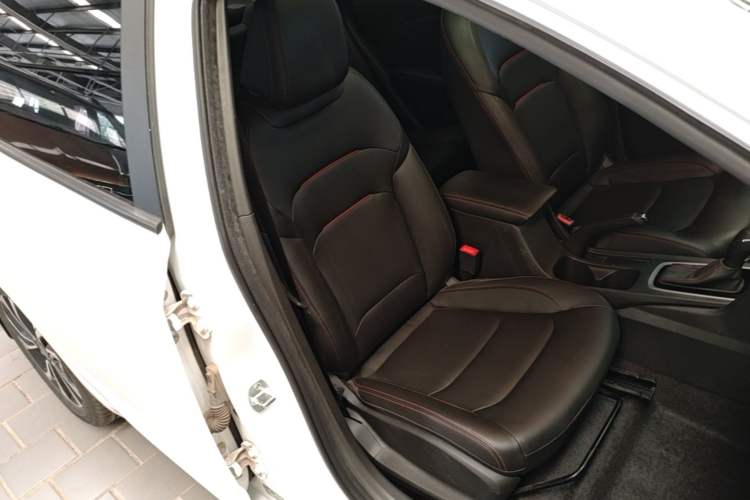 Used Chevrolet Monza 2019 RS 330T Automatic Comfort Edition China VI Standard Right Front Seat