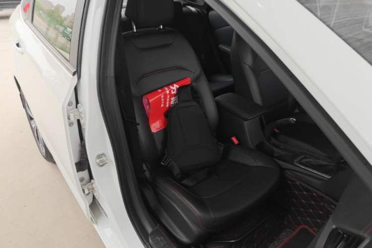 Used Chevrolet Monza 2019 RS 330T Automatic Comfort Edition China VI Standard Right Front Seat