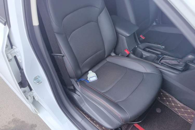 Used Chevrolet Monza 2019 Redline 320T Dual-Clutch Sporty Version China VI Standard Right Front Seat
