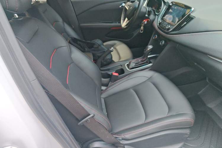Used Chevrolet Monza 2019 RS 330T Automatic Comfort Edition China VI Standard Right Front Seat