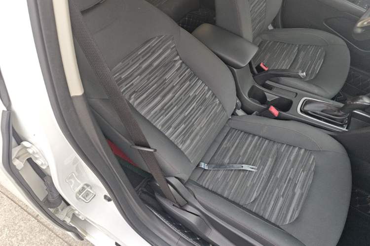 Used Chevrolet Monza 2019 Redline 320T Dual-Clutch Joyful Edition China VI Standard Right Front Seat
