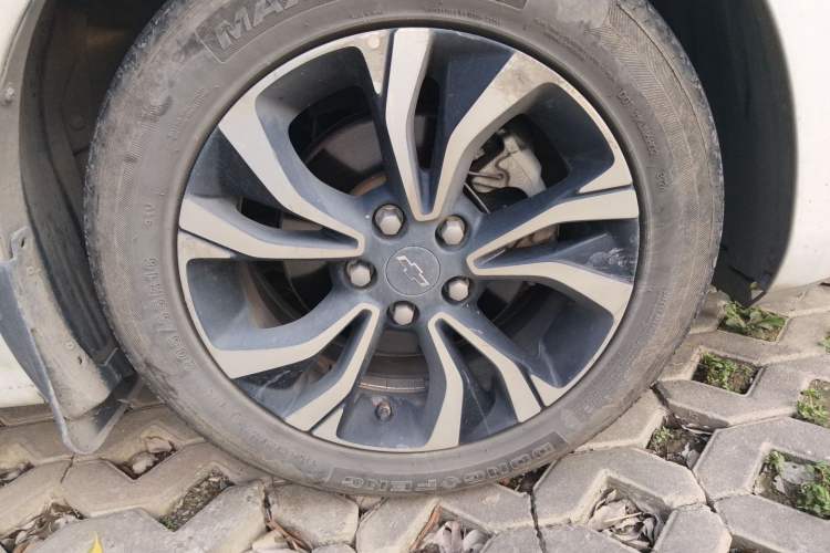 Used Chevrolet Monza 2019 RS 330T Automatic Comfort Edition China VI Standard Right Front Wheel Hub