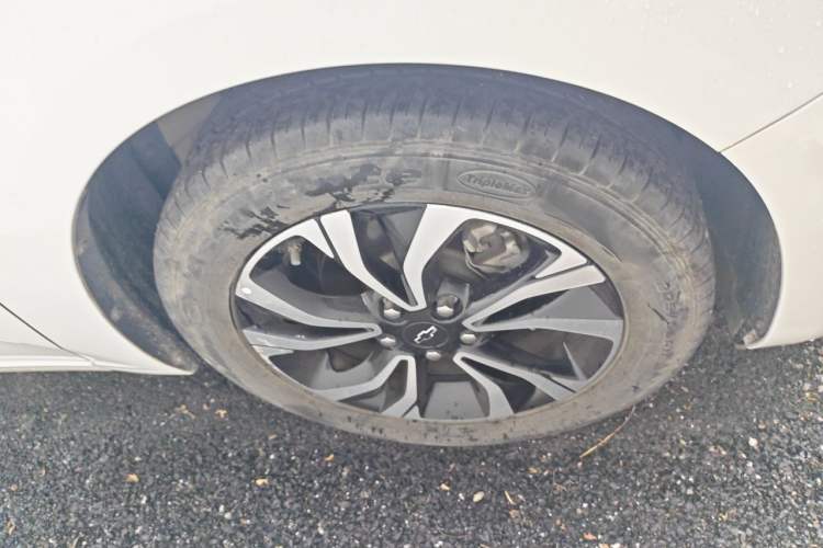 Used Chevrolet Monza 2019 RS 330T Automatic Comfort Edition China VI Standard Right Front Wheel Hub