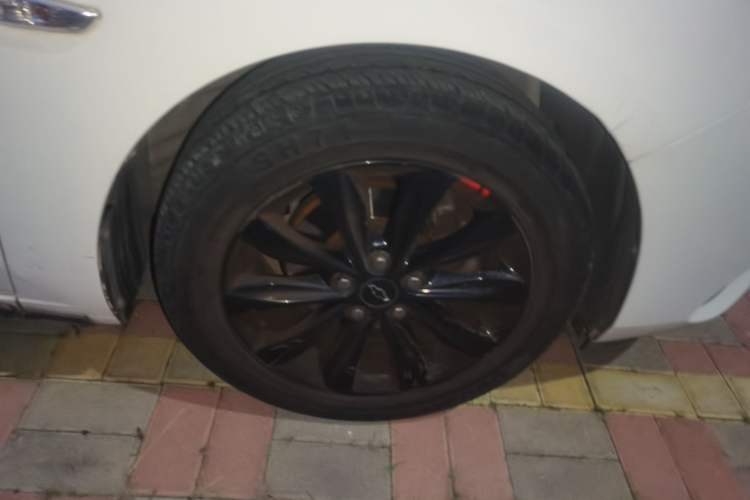 Used Chevrolet Monza 2019 Redline 320T Dual-Clutch Joyful Edition China VI Standard Right Front Wheel Hub