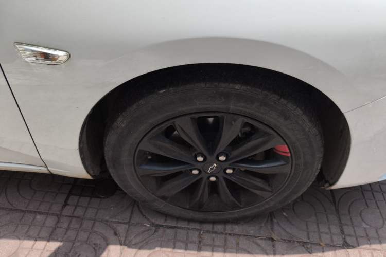 Used Chevrolet Monza 2019 Redline 320T Dual-Clutch Sporty Version China VI Standard Right Front Wheel Hub