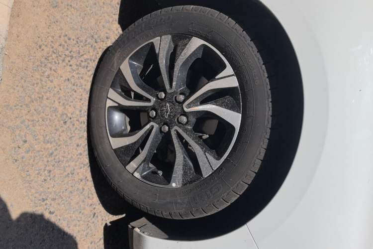 Used Chevrolet Monza 2019 RS 330T Automatic Comfort Edition China VI Standard Right Front Wheel Hub