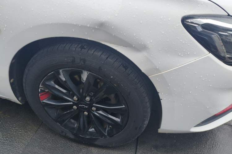 Used Chevrolet Monza 2019 Redline 320T Dual-Clutch Joyful Edition China VI Standard Right Front Wheel Hub