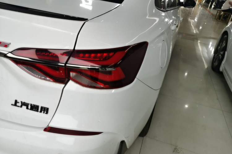 Used Chevrolet Monza 2019 RS 330T Automatic Comfort Edition China VI Standard Right Rear Taillight