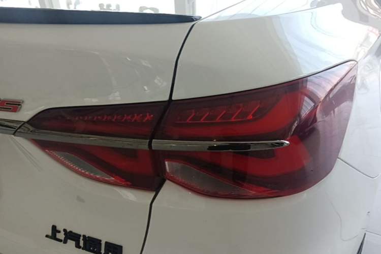 Used Chevrolet Monza 2019 RS 330T Automatic Comfort Edition China VI Standard Right Rear Taillight